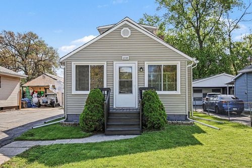 2733 Vermillion St, Lake Station, IN, 46405-2711 | Card Image