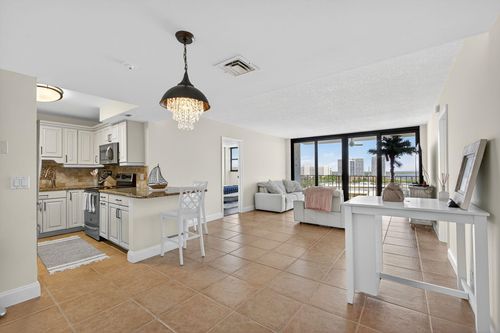 905-336 Golfview Rd, North Palm Beach, FL, 33408-3514 | Card Image