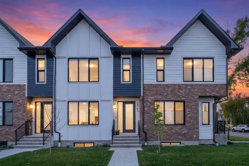 2183 49 Ave Sw, Calgary, AB, T2T6Z9 | Card Image