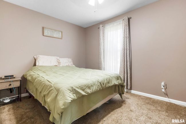 100 E Adams St, House other with 2 bedrooms, 1 bathrooms and null parking in Du Quoin IL | Image 8