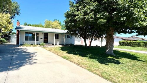2127 Ridgewood Ln, Pueblo, CO, 81005-2726 | Card Image