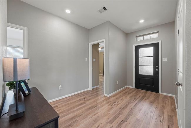 5204 Rushing Brook Ln, House other with 4 bedrooms, 2 bathrooms and 2 parking in Rosenberg TX | Image 4