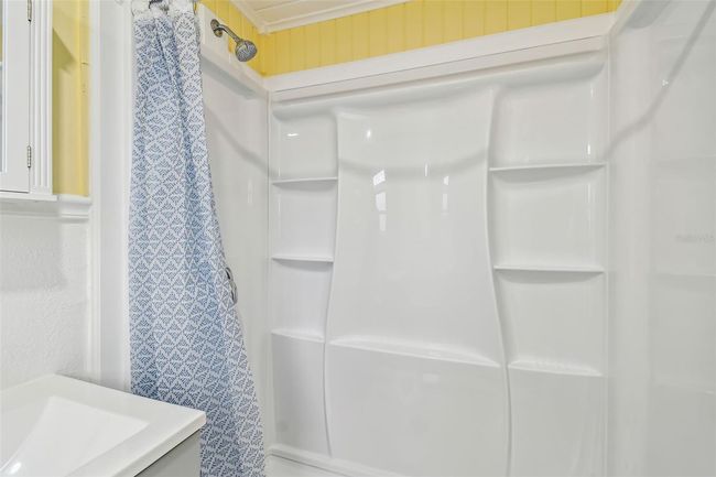 Back unit, Duplex for sale Madeira Beach | Image 60