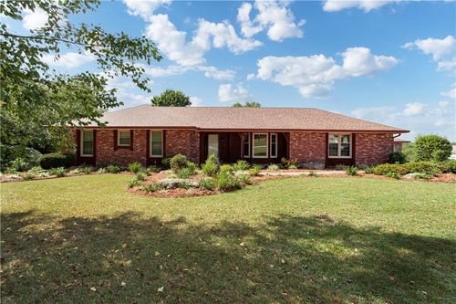 822 Dickinson Rd, Independence, MO, 64050-1335 | Card Image