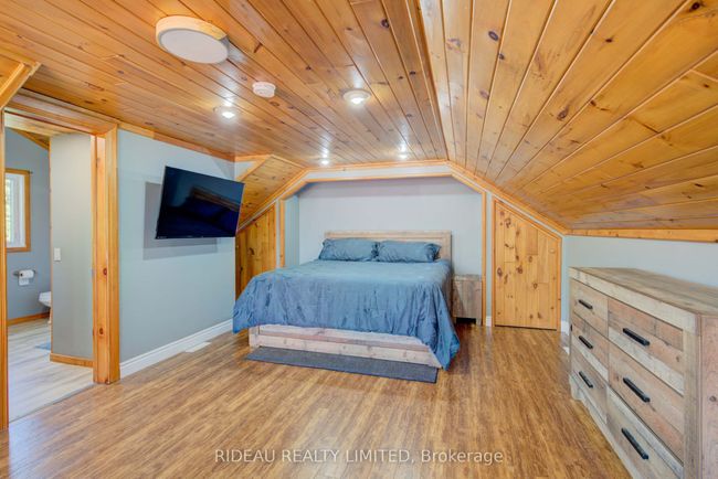 303 Tower Rd, House other with 3 bedrooms, 2 bathrooms and 6 parking in Lansdowne ON | Image 33