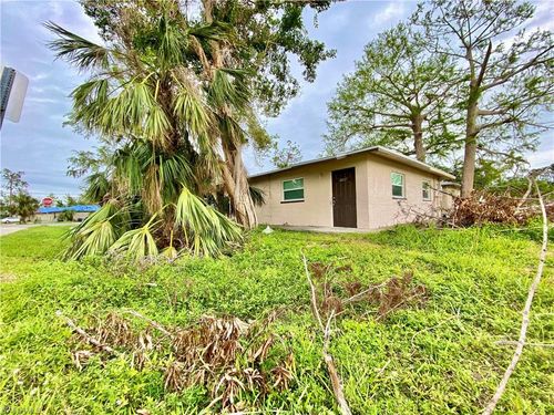 1534 Oak Dr, FORT MYERS, FL, 33907-2816 | Card Image
