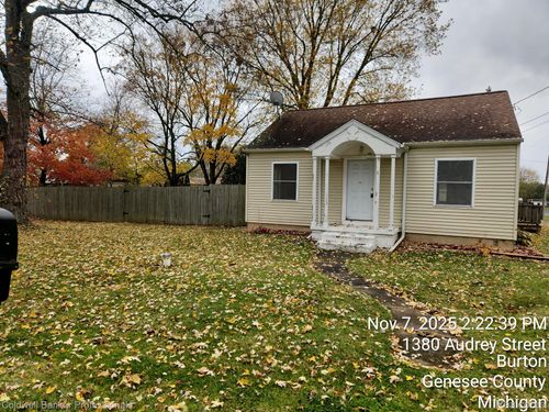 1380 Audrey St, Burton, MI, 48509-2105 | Card Image