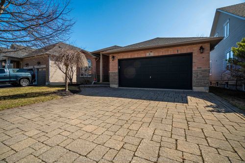 6 Blackburn Lane, Mount Hope, ON, L0R1W0 | Card Image