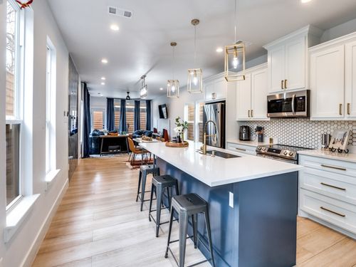 1960 Toronto St, Dallas, TX, 75212-3835 | Card Image