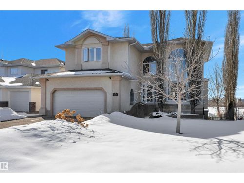 120 Highland Dr, Sherwood Park, AB, T8A6E4 | Card Image