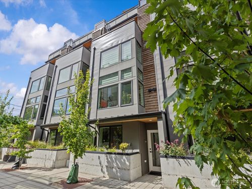 d-6537 35th Ave Sw, Seattle, WA, 98126-3005 | Card Image