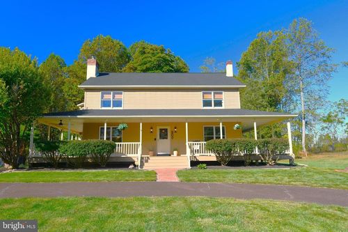 809 Old Bethlehem Rd, QUAKERTOWN, PA, 18951-5409 | Card Image