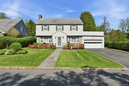 25 Brookfield Rd, Mount Vernon, NY, 10552-1303 | Card Image