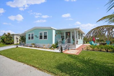 162 S Warner Drive, House other with 2 bedrooms, 2 bathrooms and null parking in Jensen Beach FL | Image 1