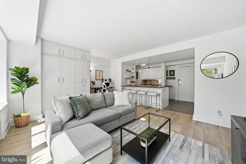 apt-207-1825 T St Nw, WASHINGTON, DC, 20009-7117 | Card Image