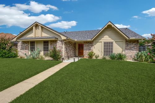 106 Creekside Ln, Coppell, TX, 75019-3548 | Card Image