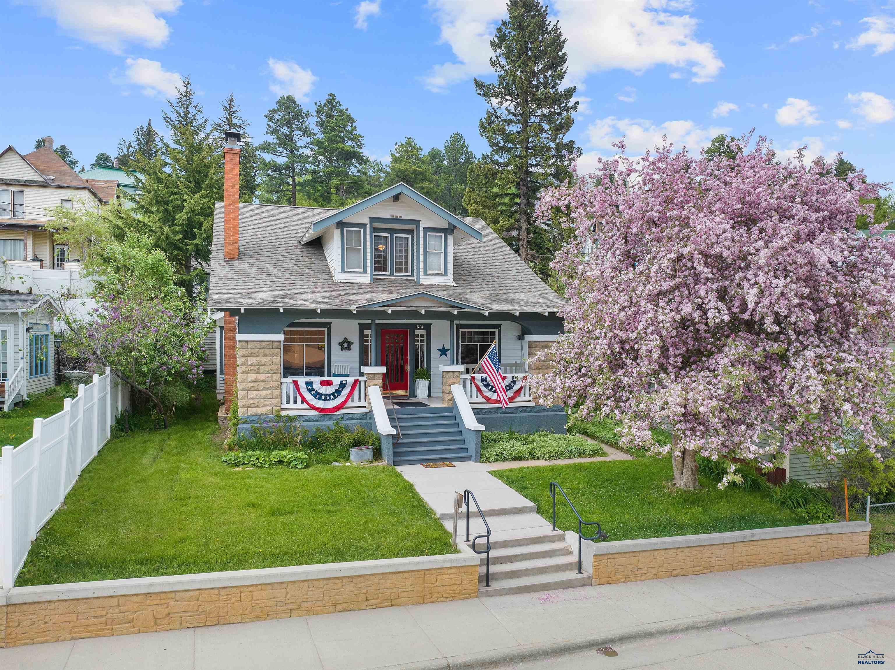 Main St, Lead, SD 57754