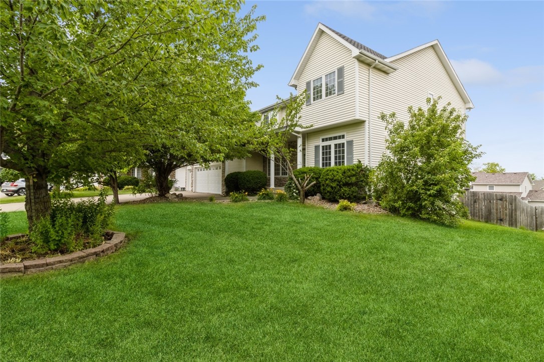 94th Ct, Johnston, IA 50131