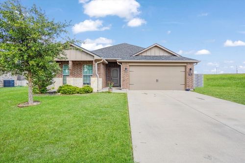 2401 Southridge Ln, Sherman, TX, 75092-6231 | Card Image