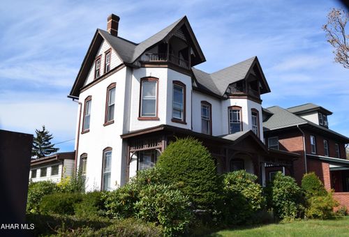 1005 Penn St, Hollidaysburg, PA, 16648-2237 | Card Image