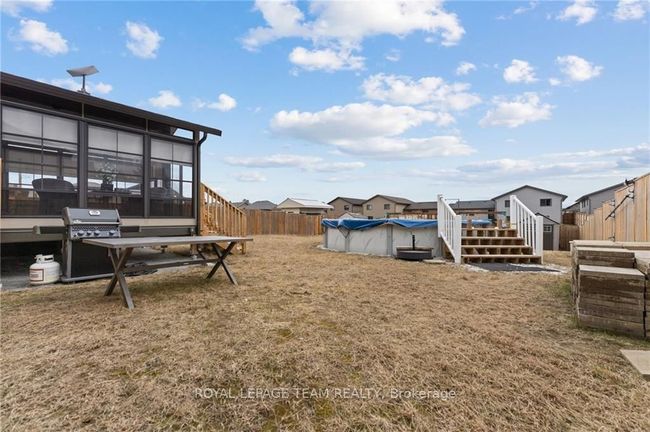 6 Noble Cres, House other with 3 bedrooms, 3 bathrooms and 6 parking in Petawawa ON | Image 4