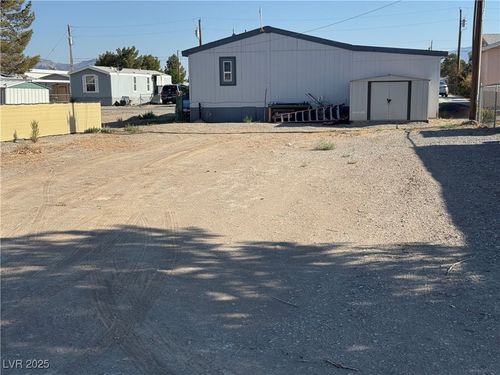 100 Old Mine Rd, Pahrump, NV, 89048-4968 | Card Image