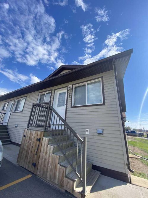 401-9225 93 Avenue, Grande Prairie, AB, T8V4G1 | Card Image