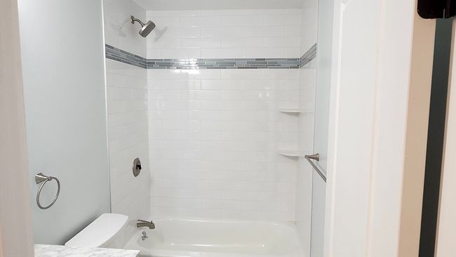 228 - 228 Greenbrook Dr, Condo with 2 bedrooms, 2 bathrooms and 1 parking in Stoughton MA | Image 13