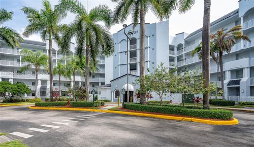 204-10700 Nw 66th St, Doral, FL, 33178-5505 | Card Image