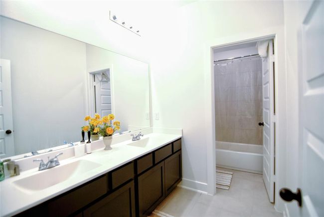 31447 Golden Cliffs Ln, House other with 5 bedrooms, 3 bathrooms and 2 parking in Fulshear TX | Image 33