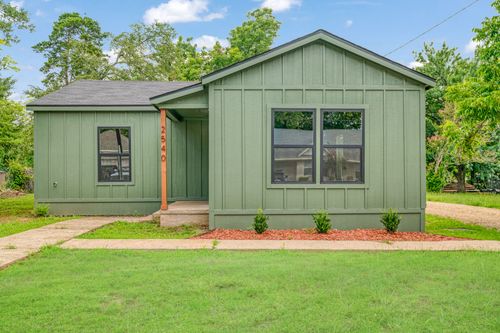 2540 E Price St, Paris, TX, 75460-4857 | Card Image