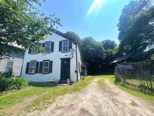 273 Union St, Bennington, VT, 05201-2470 | Card Image