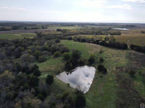 00000 V Rd, Mayetta, KS, 66509 | Card Image
