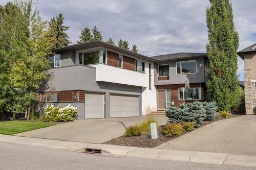 14 Wexford Way Sw, Calgary, AB, T3H0H1 | Card Image