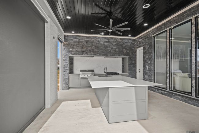 15301 Joor Rd, House other with 5 bedrooms, 5 bathrooms and 3 parking in Zachary LA | Image 37