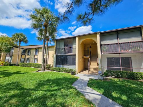 c1-814 Sky Pine Way, Green Acres, FL, 33415 | Card Image