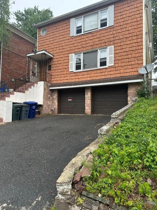 84 Harper Ave, Irvington, NJ, 07111-1717 | Card Image