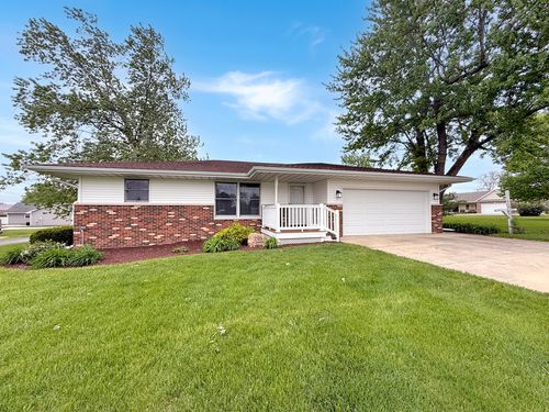 203 W Summit St, Gifford, IL, 61847-9519 | Card Image