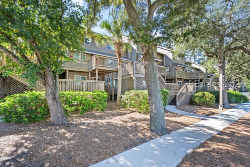 324-50 Yacht Cove Dr, Hilton Head Island, SC, 29928-1516 | Card Image