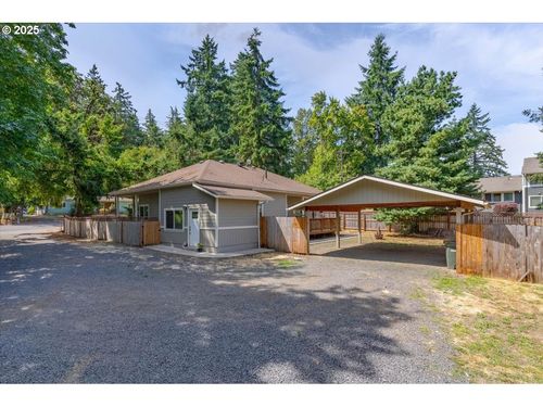 230 W Holley Rd, Sweet Home, OR, 97386-1343 | Card Image