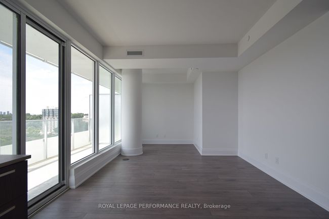 1101 - 20 Brin Dr, Condo with 2 bedrooms, 1 bathrooms and 1 parking in Etobicoke ON | Image 6