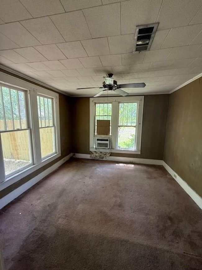 1100 Maple St, House other with 3 bedrooms, 2 bathrooms and null parking in Winnfield LA | Image 15