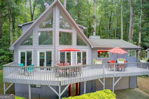 8531 Lake Dr, Snellville, GA, 30039-6525 | Card Image
