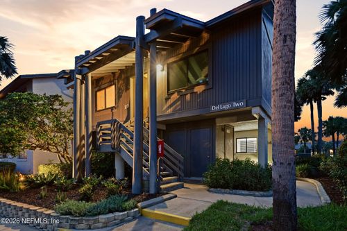 27 Village Del Lago Cir, St Augustine, FL, 32080-2525 | Card Image