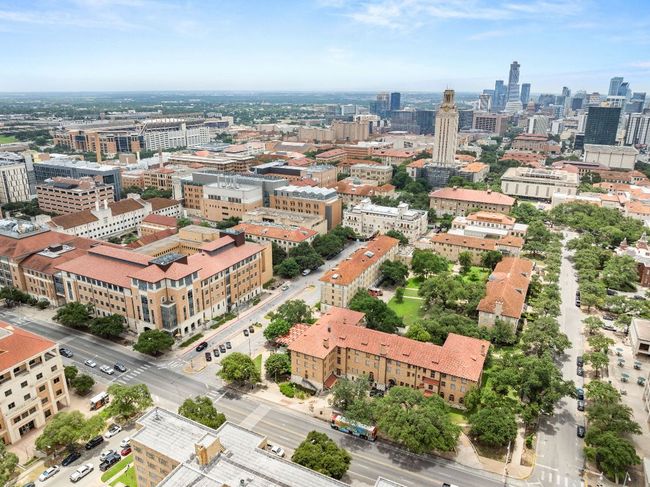 APT-303 - 711 W 26 Th St, Condo with 2 bedrooms, 2 bathrooms and 1 parking in Austin TX | Image 34