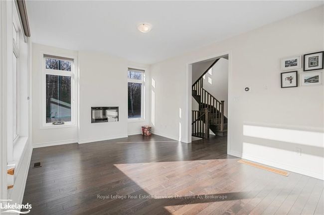 2 Beatrice Dr, House other with 3 bedrooms, 3 bathrooms and 2 parking in Wasaga Beach ON | Image 5