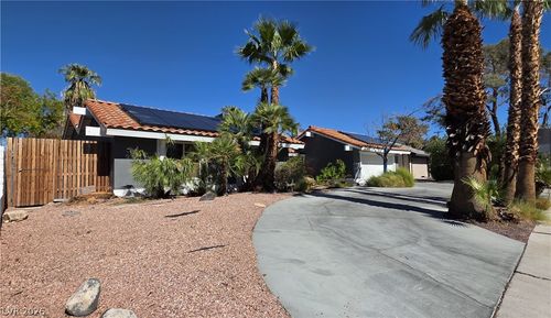1888 E Viking Rd, Las Vegas, NV, 89169-3353 | Card Image