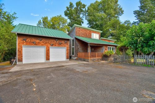 347 E Birnie Slough Rd, Cathlamet, WA, 98612-9709 | Card Image
