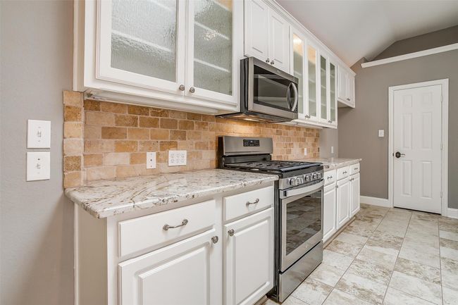 8113 Springmoss Dr, House other with 3 bedrooms, 2 bathrooms and null parking in Plano TX | Image 23