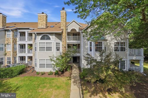 21-5629 Willoughby Newton Dr, CENTREVILLE, VA, 20120-1934 | Card Image